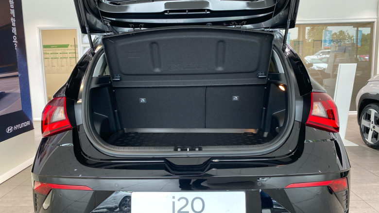 Hyundai i20 1.0T GDi 90 Tech Line 5dr Petrol Hatchback